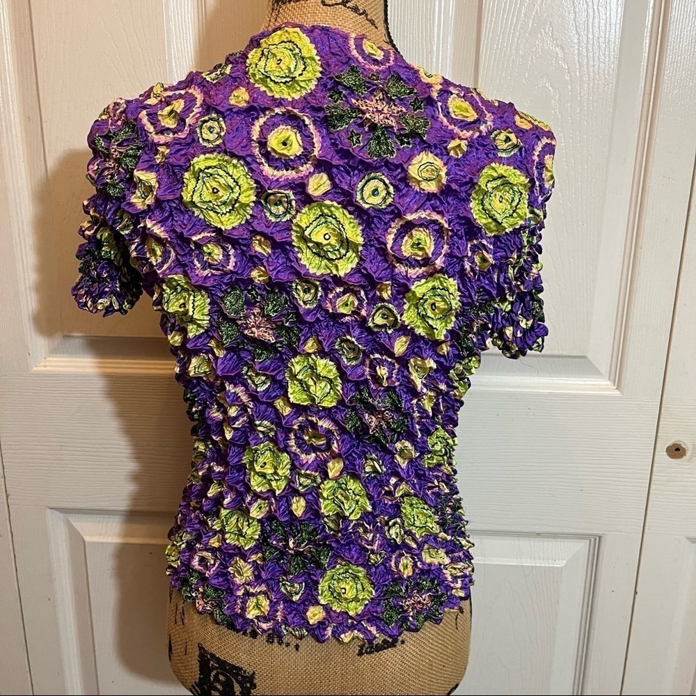 New F.C Top - Picture 4 of 8